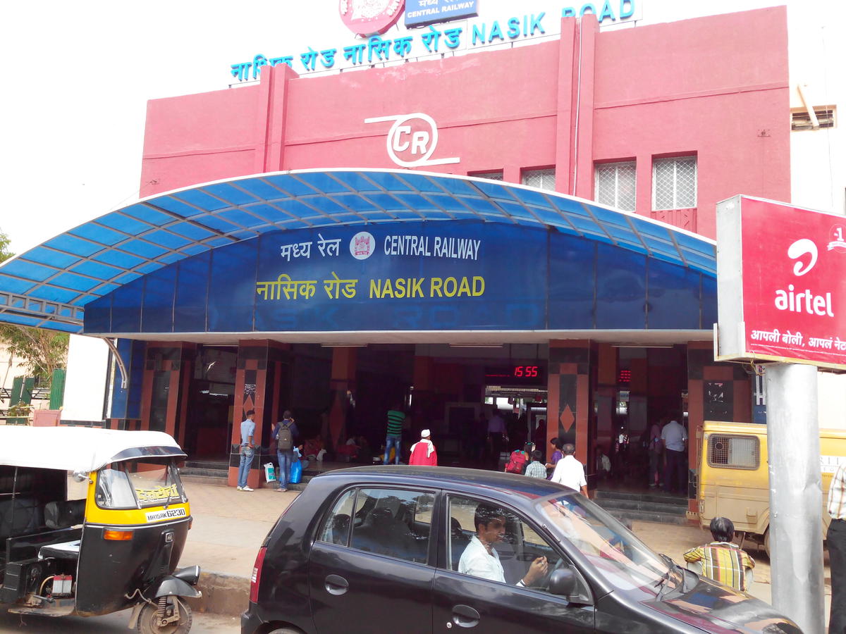 nasik station pickup drop